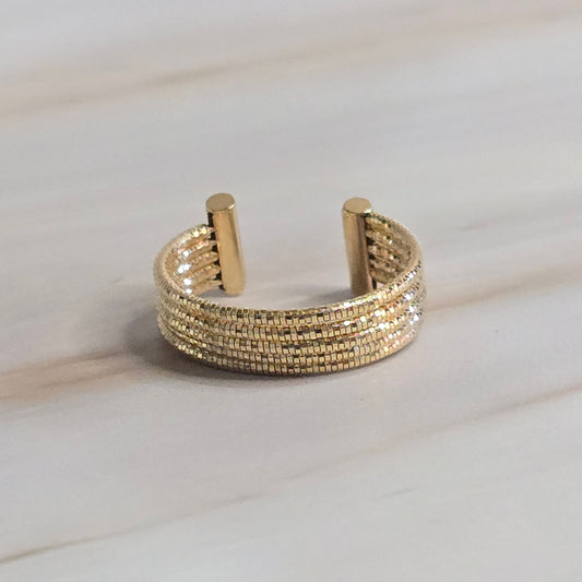 Diamond-Cut Chain Ring — Wide Cuff in Gold-Plated Silver
