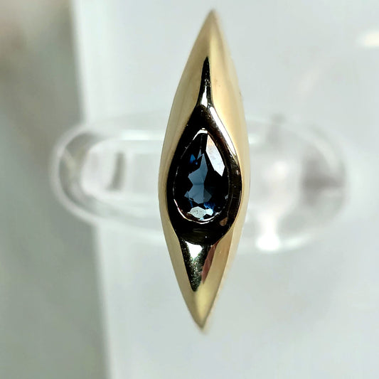 London Blue Topaz 9K Gold Ring — Sevilla