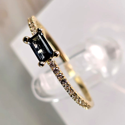 London Blue Topaz Ring — Sevilla in 9K Gold