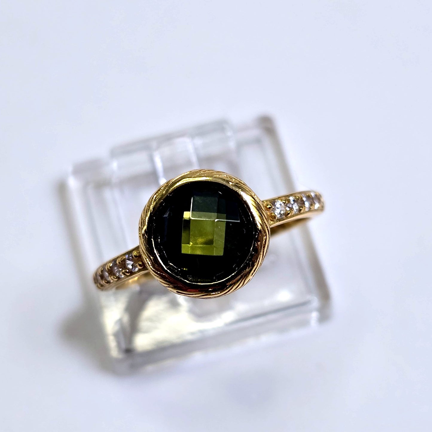 Peridot Crystal Ring — Luminae in 925 Silver